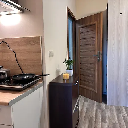 Beautiful - Close To Center *